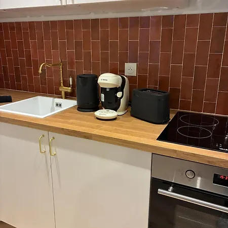 Prestige - 8 Pers - Centre - Balcon * Angers